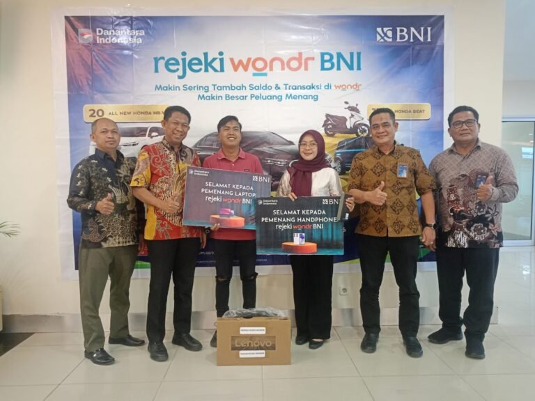 Rejeki wondr BNI : Nasabah Cabang Baubau Raih Hadiah Sepeda Motor, Smartphone dan Laptop